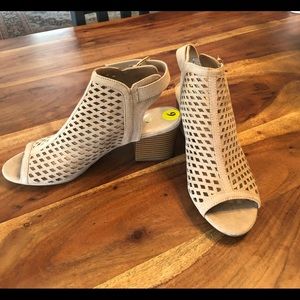 Unisa Open Toe Booties